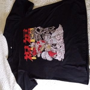 Size medium Asian design shirt, nice quality fabric NWOT Unisex